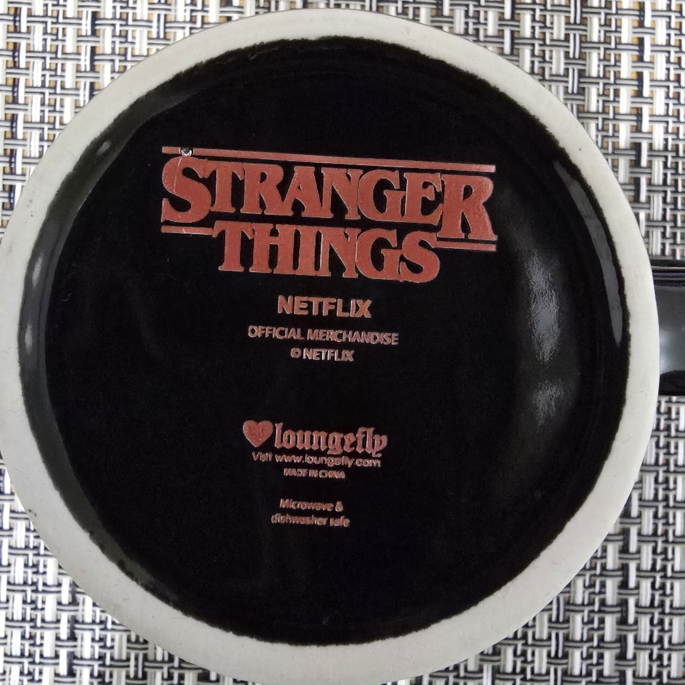 Stranger Things Mug - Picture 2 of 9